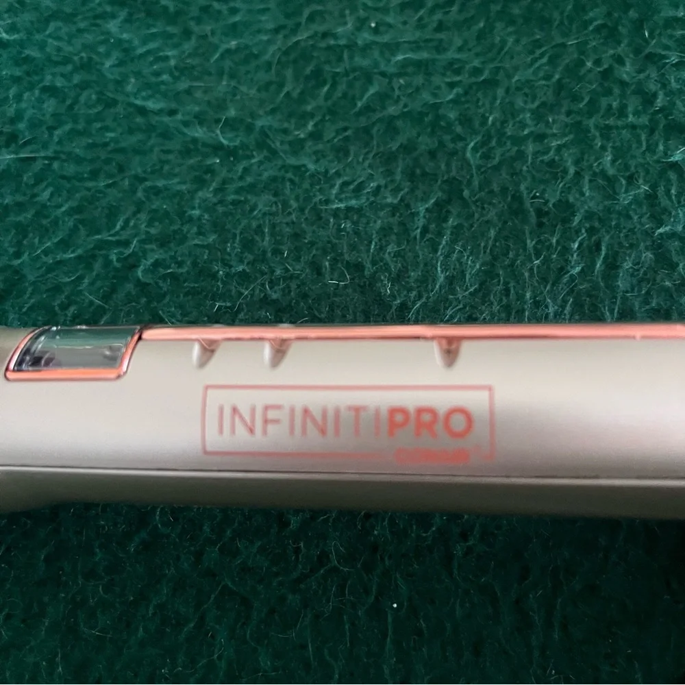 Conair Infiniti Pro Frizz Free 1” Curling Iron